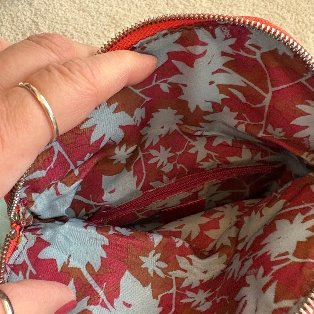 Hobo bags Grenadine Orange Red Leather crossbody clutch. - Picture 6 of 10